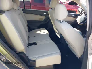2018 Volkswagen Tiguan SEL z VIN 3VV3B7AXXJM205725, wystawiony jako IAAI lot #42285557 z przebiegiem 83 644 mil mil oraz . Historia ofert i sprzedaży dostępna na DreamBid. Obrazek 8.