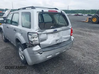 2011 Ford Escape XLS с VIN 1FMCU0C73BKB19965, выставлен на аукционе IAAI как лот 42669153 с пробегом 183 982 миль миль и . История ставок и продаж доступна на DreamBid. Изображение 6.