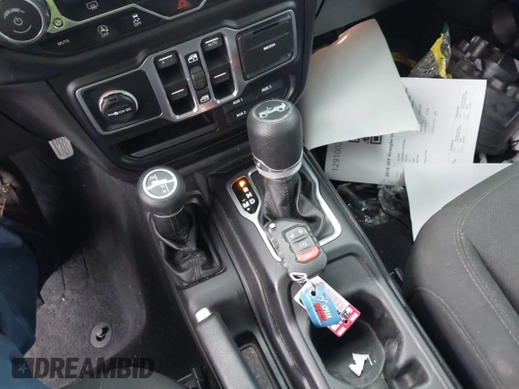 2018 Jeep Wrangler Unlimited Sport S with VIN 1C4HJXDG7JW235946, listed as a IAAI auction lot 42473146 with 37,973 mi miles and . Bid and sale history available at DreamBid. Image 11.
