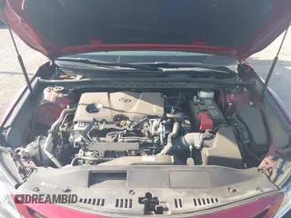 2018 Toyota Camry LE z VIN 4T1B11HK8JU523547, wystawiony jako IAAI lot #42212565 z przebiegiem 38 830 mil mil oraz . Historia ofert i sprzedaży dostępna na DreamBid. Obrazek 10.