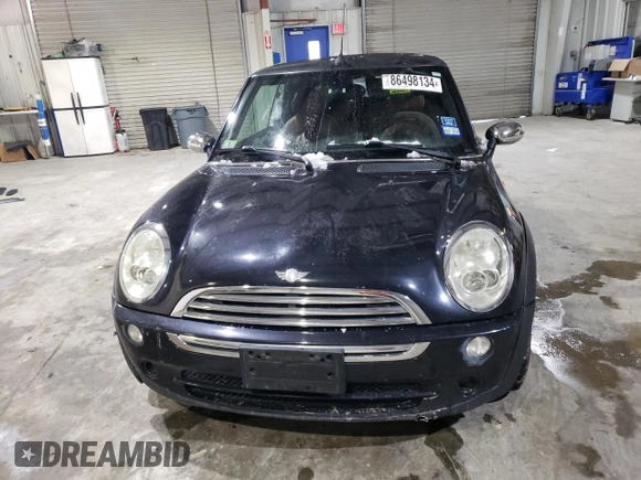 2008 MINI Convertible with VIN WMWRF33538TF67537, listed as a Copart auction lot 86498134 with 120,044 mi miles and Clean title. Bid and sale history available at DreamBid. Image 5.