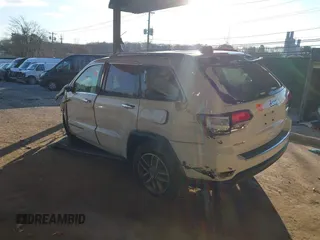 2020 Jeep Grand Cherokee Limited z VIN 1C4RJFBGXLC239821, wystawiony jako IAAI lot #41216680 z przebiegiem 83 055 mil mil oraz . Historia ofert i sprzedaży dostępna na DreamBid. Obrazek 3.