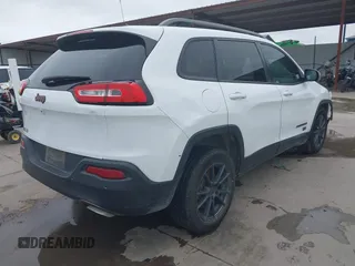 2016 Jeep Cherokee Latitude with VIN 1C4PJLCS4GW258930, listed as a IAAI auction lot 41944239 with 87,900 mi miles. Bid and sale history available at carsss.com. Image 4.