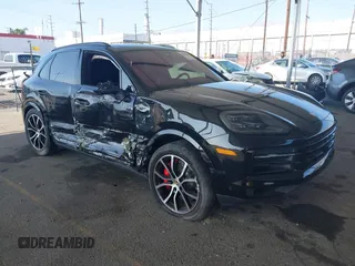 2024 Porsche Cayenne S with VIN WP1AL2AY3RDA35194, listed as a IAAI auction lot 40984680 with 23,852 mi miles and . Bid and sale history available at DreamBid. Image 1.