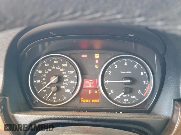 2008 BMW 3 Series 335i with VIN WBAWL73508PX52427, listed as a Copart auction lot 87479724 with 103,969 mi miles and Clean title. Bid and sale history available at DreamBid. Image 9.