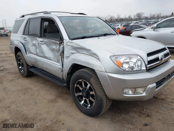 2005 Toyota 4Runner SR5 with VIN JTEBU14R050059290, listed as a IAAI auction lot 41906095 with 194,788 mi miles. Bid and sale history available at carsss.com. Image 1.