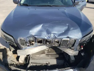 2020 Jeep Cherokee Latitude Plus with VIN 1C4PJLLB8LD556256, listed as a Copart auction lot 45321825 with 113,805 mi miles and Salvage Title. Bid and sale history available at carsss.com. Image 12.
