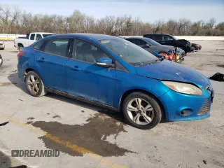 2013 Ford Focus SE with VIN 1FADP3F27DL251180, listed as a Copart auction lot 49360385 with 144,355 mi miles and Clean Title. Bid and sale history available at carsss.com. Image 4.