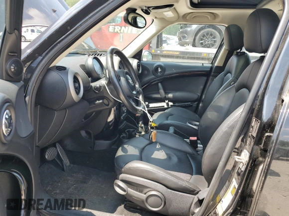 2011 MINI Countryman S with VIN WMWZC5C57BWL53495, listed as a Copart auction lot 61956365 with 117,812 mi miles and Clean title. Bid and sale history available at DreamBid. Image 7.
