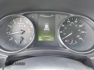 2017 Nissan Rogue SV z VIN KNMAT2MT9HP520132, wystawiony jako IAAI lot #42053408 z przebiegiem 91 867 mil mil oraz . Historia ofert i sprzedaży dostępna na DreamBid. Obrazek 7.