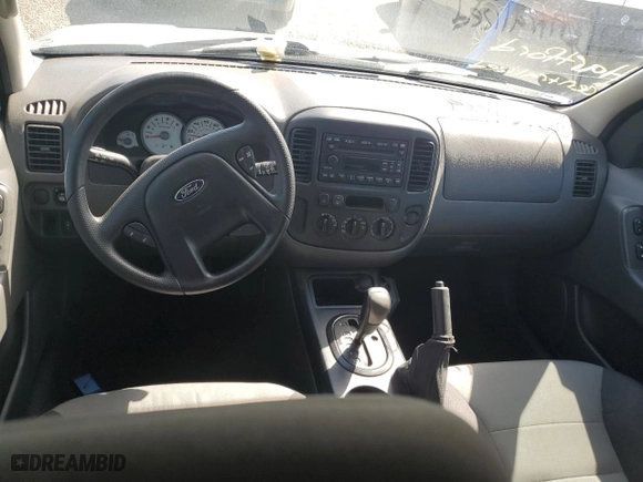 2007 Ford Escape XLS with VIN 1FMCU02Z07KB36040, listed as a Copart auction lot 74043354 with 0 mi miles and Salvage Title. Bid and sale history available at carsss.com. Image 8.