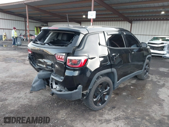 2019 Jeep Compass Latitude z VIN 3C4NJDBB7KT595637, wystawiony jako IAAI lot #41147396 z przebiegiem 107 208 mil mil oraz . Historia ofert i sprzedaży dostępna na DreamBid. Obrazek 4.