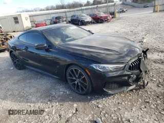 2022 BMW 8 Series M850i xDrive z VIN WBABC4C01NCJ64525, wystawiony jako Copart lot #83996594 z przebiegiem Nie podano mil oraz Szkoda całkowita • Salvage title. Historia ofert i sprzedaży dostępna na DreamBid. Obrazek 4.