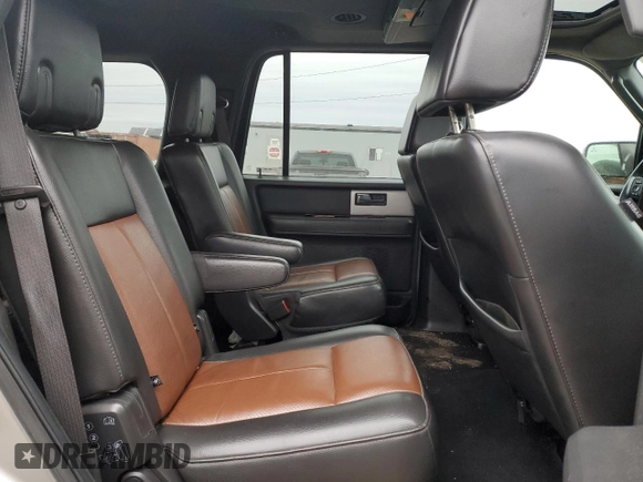 2008 Ford Expedition Limited z VIN 1FMFU20528LA86410, wystawiony jako Copart lot #43945485 z przebiegiem Nie podano mil oraz Szkody całkowita. Historia ofert i sprzedaży dostępna na DreamBid. Obrazek 11.