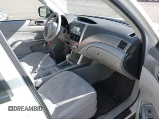 2010 Subaru Forester 2.5X Premium with VIN JF2SH6CC9AH720525, listed as a IAAI auction lot 41988070 with 119,683 mi miles. Bid and sale history available at carsss.com. Image 5.
