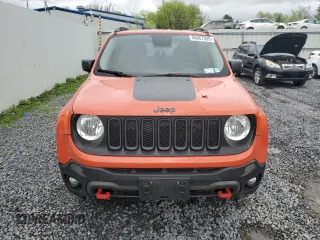 2015 Jeep Renegade Trailhawk with VIN ZACCJBCT0FPB74261, listed as a Copart auction lot 56067395 with 182,703 mi miles and Clean Title. Bid and sale history available at carsss.com. Image 5.