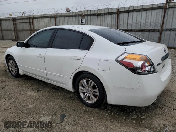 2012 Nissan Altima 2.5 S with VIN 1N4AL2AP6CN436965, listed as a Copart auction lot 53206425 with 175,000 mi miles and Salvage Title. Bid and sale history available at carsss.com. Image 2.