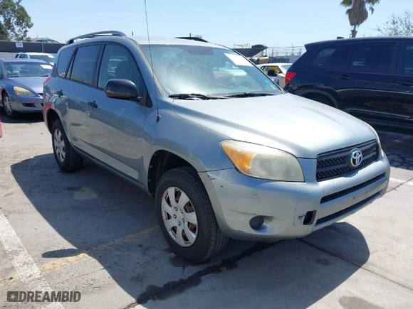 2007 Toyota RAV4 with VIN JTMZD33V875045561, listed as a IAAI auction lot 41965155 with 220,320 mi miles. Bid and sale history available at carsss.com. Image 1.