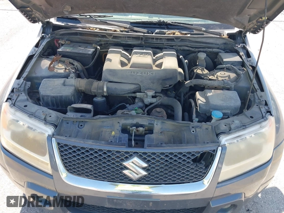 2006 Suzuki Grand Vitara Luxury with VIN JS3TD947264106255, listed as a IAAI auction lot 42632638 with 268,717 mi miles and . Bid and sale history available at DreamBid. Image 10.