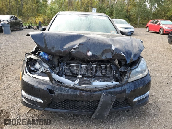 2013 Mercedes-Benz C 300 Sport with VIN WDDGF8AB1DA819150, listed as a Copart auction lot 70980134 with 133,038 mi miles and Salvage Title. Bid and sale history available at DreamBid. Image 5.
