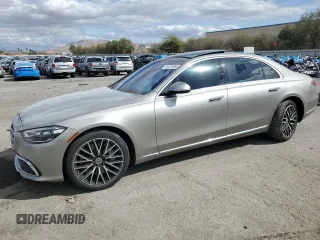 2021 Mercedes-Benz S S 580 with VIN W1K6G7GBXMA040243, listed as a Copart auction lot 49125365 with 29,006 mi miles and Salvage Title. Bid and sale history available at carsss.com. Image 1.