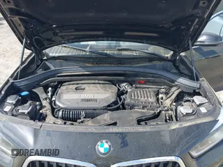 2022 BMW X2 sDrive28i z VIN WBXYH9C00N5U57853, wystawiony jako IAAI lot #41958326 z przebiegiem 49 518 mil mil oraz . Historia ofert i sprzedaży dostępna na DreamBid. Obrazek 10.