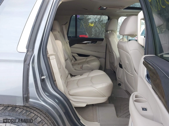 2019 Cadillac Escalade Premium Luxury with VIN 1GYS4CKJ9KR182956, listed as a IAAI auction lot 41353808 with 109,896 mi miles. Bid and sale history available at carsss.com. Image 8.