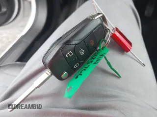 2014 Ford Fusion SE Hybrid с VIN 3FA6P0LUXER125766, выставлен на аукционе IAAI как лот 42178177 с пробегом 284 385 миль миль и . История ставок и продаж доступна на DreamBid. Изображение 11.
