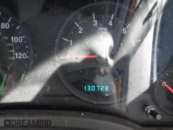 2009 Jeep Patriot Sport with VIN 1J4FT28B59D195435, listed as a IAAI auction lot 40758450 with 130,728 mi miles. Bid and sale history available at carsss.com. Image 7.
