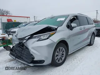 2023 Toyota Sienna LE with VIN 5TDKRKEC7PS179092, listed as a IAAI auction lot 41277144 with 29,861 mi miles. Bid and sale history available at carsss.com. Image 2.