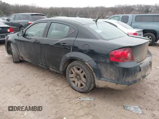 2014 Dodge Avenger SE z VIN 1C3CDZAB0EN147858, wystawiony jako IAAI lot #41683890 z przebiegiem 249 182 mil mil oraz . Historia ofert i sprzedaży dostępna na DreamBid. Obrazek 3.