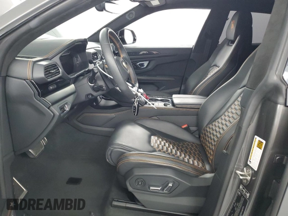 2022 Lamborghini Urus z VIN ZPBUA1ZLXNLA16447, wystawiony jako Copart lot #69403664 z przebiegiem 28 166 mil mil oraz Szkody całkowita. Historia ofert i sprzedaży dostępna na DreamBid. Obrazek 7.