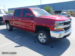 2018 Chevrolet Silverado 1500 LT with VIN 3GCUCRER8JG299111, listed as a IAAI auction lot 42063560 with 99,888 mi miles. Bid and sale history available at carsss.com. Image 1.