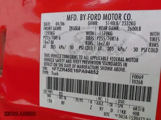 2006 Ford Ranger XLT with VIN 1FTZR45E16PA94852, listed as a IAAI auction lot 42013319 with 122,978 mi miles. Bid and sale history available at carsss.com. Image 9.