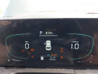 2023 Kia Telluride EX X-Line z VIN 5XYP3DGC8PG338845, wystawiony jako IAAI lot #41665367 z przebiegiem 63 595 mil mil oraz . Historia ofert i sprzedaży dostępna na DreamBid. Obrazek 7.