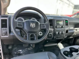 2020 Ram 1500 Tradesman with VIN 3C6JR6DG8LG263736, listed as a Copart auction lot 81547714 with 81,221 mi miles and Clean title. Bid and sale history available at DreamBid. Image 9.