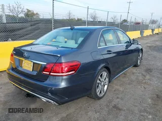 2014 Mercedes-Benz E 350 Sport with VIN WDDHF5KB8EA838247, listed as a IAAI auction lot 41425820 with 92,346 mi miles and . Bid and sale history available at DreamBid. Image 4.