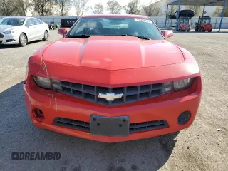 2013 Chevrolet Camaro LS z VIN 2G1FE1E36D9177175, wystawiony jako Copart lot #49398445 z przebiegiem 131 347 mil mil oraz Szkoda całkowita • Salvage title. Historia ofert i sprzedaży dostępna na DreamBid. Obrazek 5.