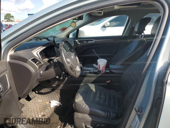 2013 Ford Fusion SE Hybrid with VIN 3FA6P0LUXDR375782, listed as a Copart auction lot 61994215 with Not provided miles and Non repairable. Bid and sale history available at DreamBid. Image 7.