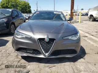2020 Alfa Romeo Giulia with VIN ZARFAMAN4L7636429, listed as a Copart auction lot 52207245 with 40,677 mi miles and Clean Title. Bid and sale history available at carsss.com. Image 5.