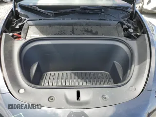 2024 Tesla Model Y с VIN 7SAYGDED1RF053003, выставлен на аукционе Copart как лот 63120195 с пробегом 8 679 миль миль и Списание • Salvage title. История ставок и продаж доступна на DreamBid. Изображение 12.