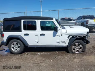 2020 Jeep Wrangler Unlimited Sport Altitude with VIN 1C4HJXDG7LW212475, listed as a IAAI auction lot 41990654 with 53,079 mi miles. Bid and sale history available at carsss.com. Image 13.