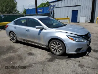2017 Nissan Altima SV with VIN 1N4AL3AP8HC197878, listed as a Copart auction lot 58152005 with 92,849 mi miles and Salvage title. Bid and sale history available at DreamBid. Image 4.