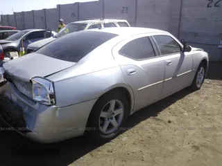 2010 Dodge Charger SXT with VIN 2B3CA3CV5AH271203, listed as a IAAI auction lot 25414852 with 175,044 mi miles and . Bid and sale history available at DreamBid. Image 4.