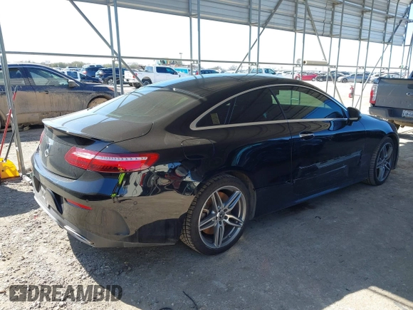 2018 Mercedes-Benz E-Class E 400 with VIN WDD1J6FB4JF027221, listed as a IAAI auction lot 41493345 with 74,668 mi miles. Bid and sale history available at carsss.com. Image 4.