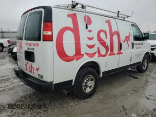 2015 Chevrolet Express Cargo z VIN 1GCWGFCF7F1180265, wystawiony jako Copart lot #44005045 z przebiegiem 332 854 mil mil oraz Czysty tytuł • Clean title. Historia ofert i sprzedaży dostępna na DreamBid. Obrazek 3.