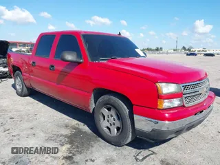 2006 Chevrolet Silverado 1500 LT1 with VIN 2GCEC13T461118817, listed as a IAAI auction lot 41886100 with 281,924 mi miles. Bid and sale history available at carsss.com. Image 1.