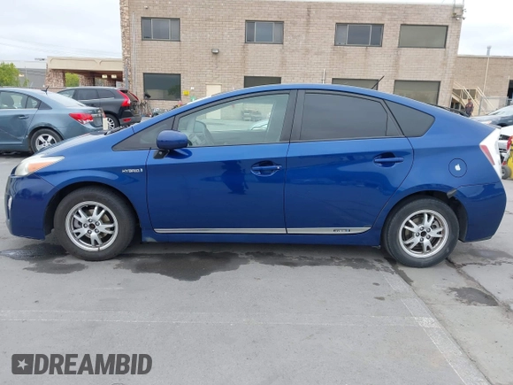 2010 Toyota Prius II with VIN JTDKN3DU4A0166838, listed as a IAAI auction lot 42114622 with 155,607 mi miles. Bid and sale history available at carsss.com. Image 14.