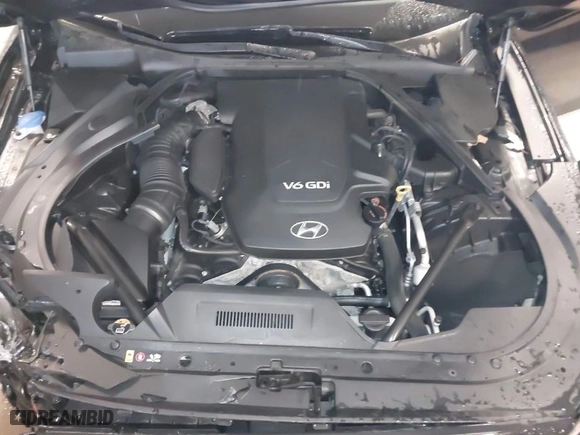 2015 Hyundai Genesis 3.8L with VIN KMHGN4JE1FU012186, listed as a IAAI auction lot 41753637 with 91,241 mi miles. Bid and sale history available at carsss.com. Image 10.