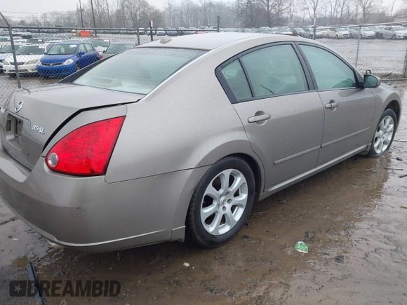 2008 Nissan Maxima 3.5 SL with VIN 1N4BA41E08C816374, listed as a IAAI auction lot 41557260 with 204,207 mi miles. Bid and sale history available at carsss.com. Image 4.